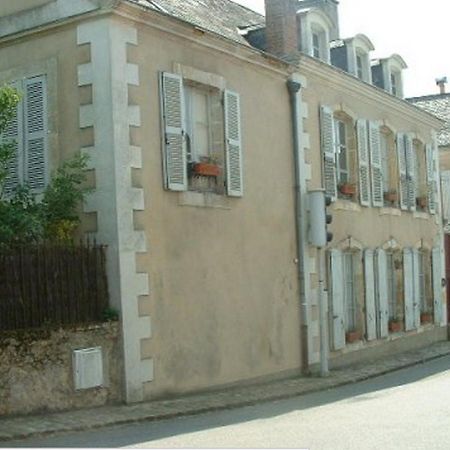 Chambres d'hôtes Le Pont Romain Montfort-le-Gesnois Exterior foto